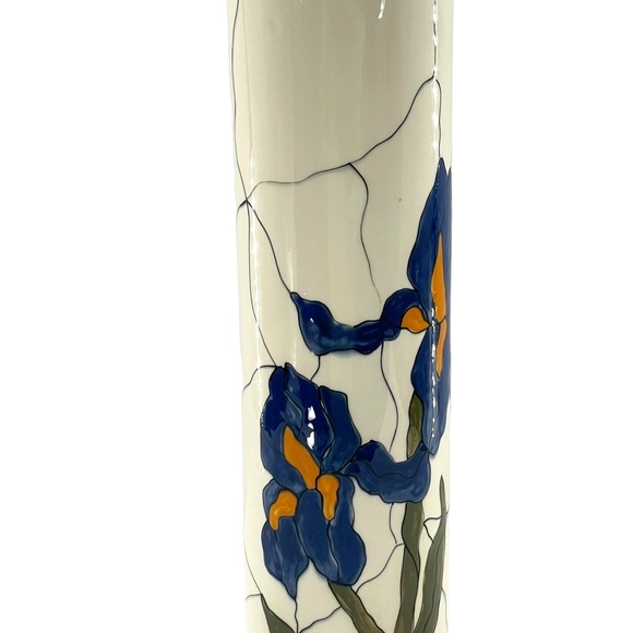 Vintage Japanese Otagiri Slender Off White Slender Vase w/ Blue Iris Motif 12.5" - Picture 6 of 11